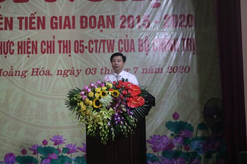 2. Đồng chí Lê Xuân Thu - Bí thư Huyện ủy khai mạc hội nghị.JPG