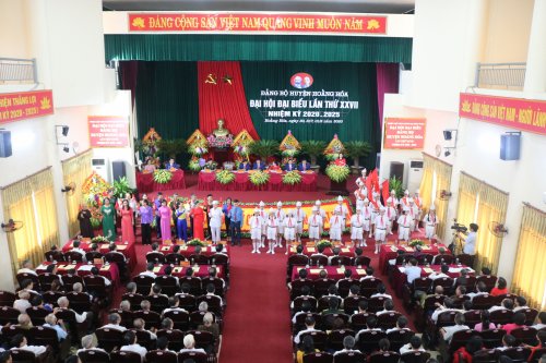 Toàn cảnh đại hội.JPG