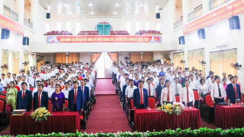 C&aacute;c đại biểu tham dự đại hội.jpg